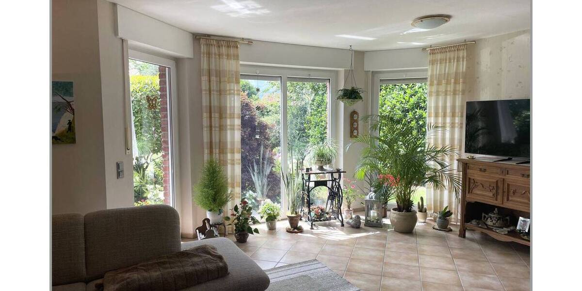 Einfamilienhaus Versmold - 6 Zimmer, 181 m&sup2;, 570.000&euro; | Angebot:25741266