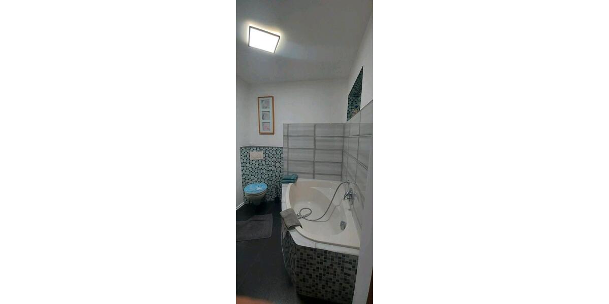 Etagenwohnung Nohfelden - 8 Zimmer, 300 m&sup2;, 2.500&euro; | Angebot:25904467