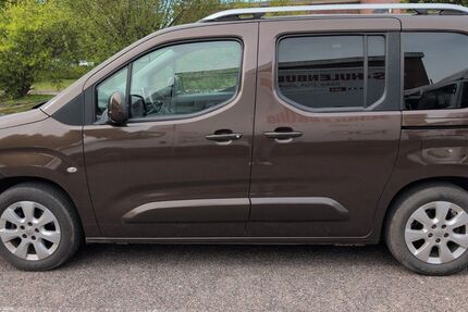 Opel Combo Life 120.000 km 9.500 &euro; Ahneby 24996