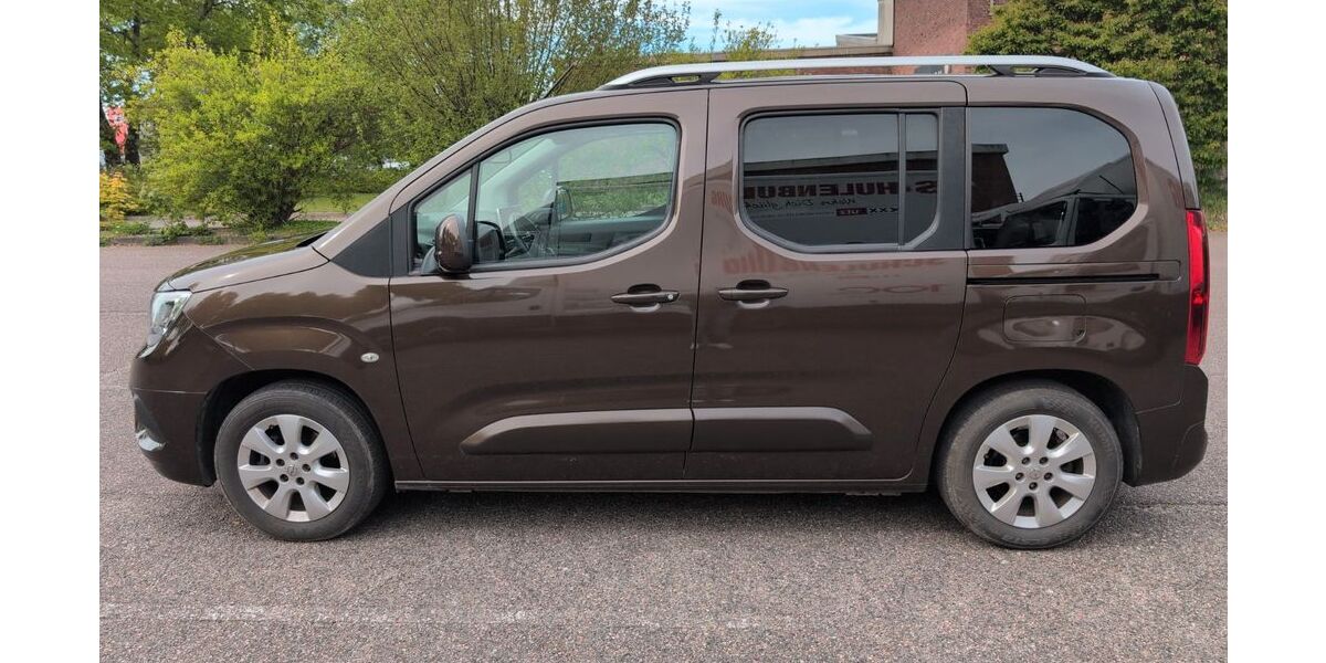 Opel Combo Life 120.000 km 9.500 &euro; Ahneby 24996