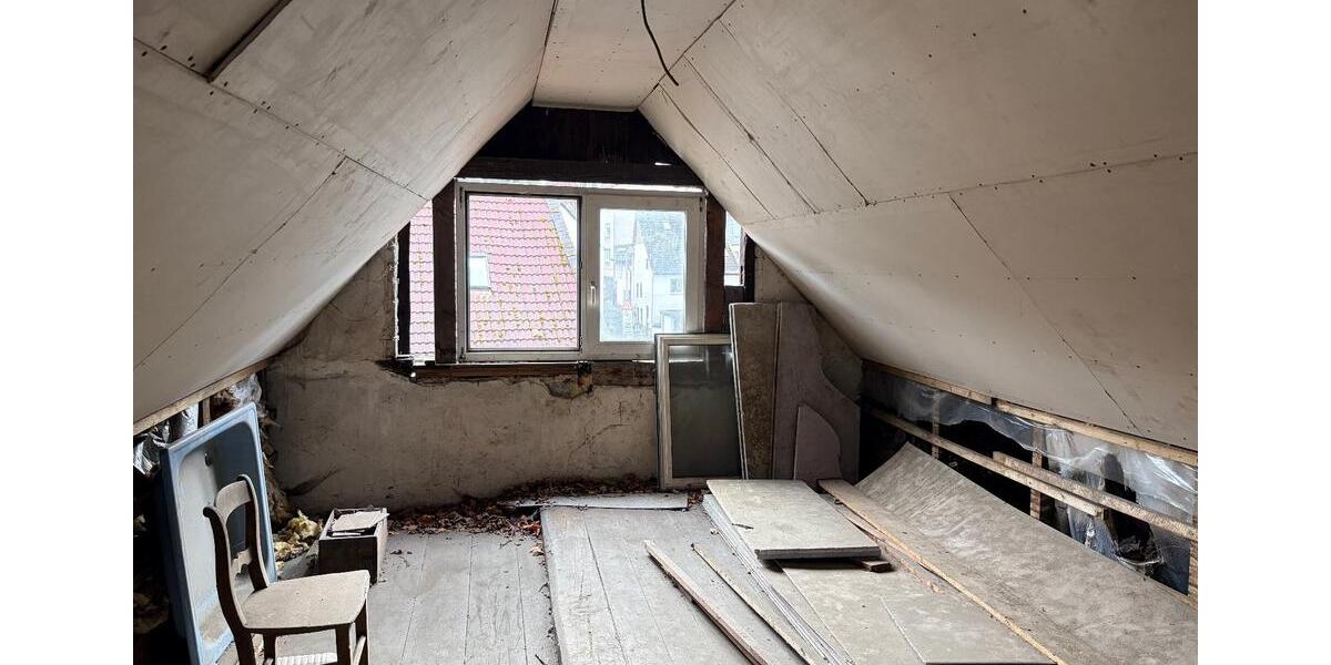 Einfamilienhaus Altena - 3 Zimmer, 110 m&sup2;, 80&euro; | Angebot:26275135