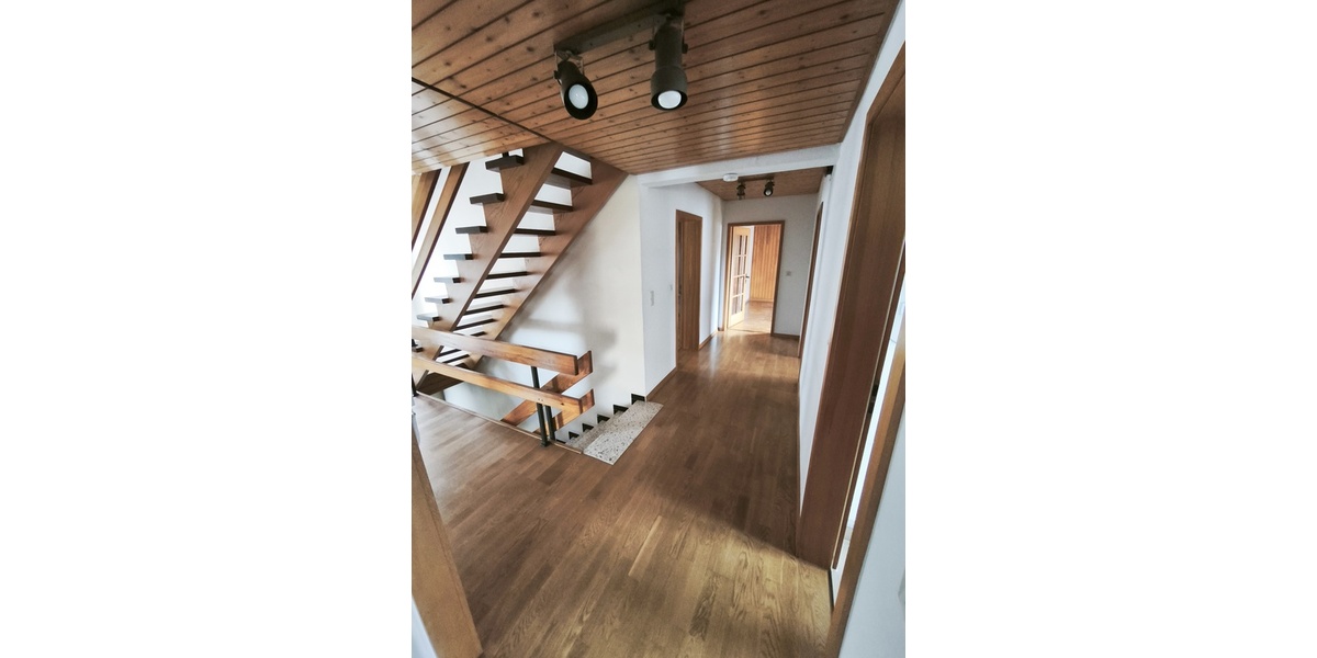 Einfamilienhaus mit viel Platz zur freien Entfaltung! - Einfamilienhaus Langenbrettach | Angebot:26251847