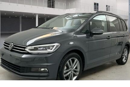 VW Touran 8.884 km 33.990 &euro; Wolfsburg 38440