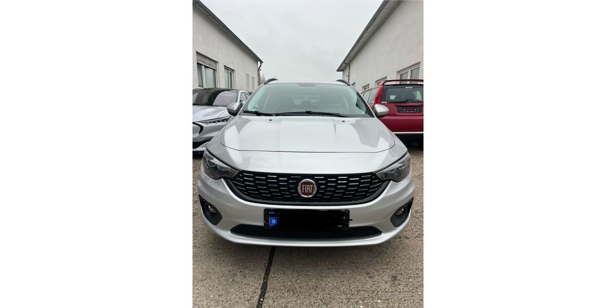 Fiat Tipo 21.002 km 10.500 &euro; Landau 76829