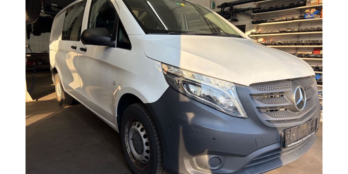 Mercedes-Benz Vito 288.000 km 9.800 &euro; Freiberg 09599