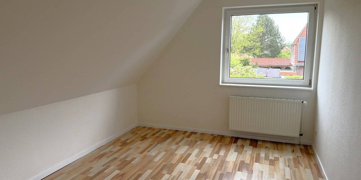 Etagenwohnung Schwarzenbek - 3 Zimmer, 86 m&sup2;, 950&euro; | Angebot:26627339