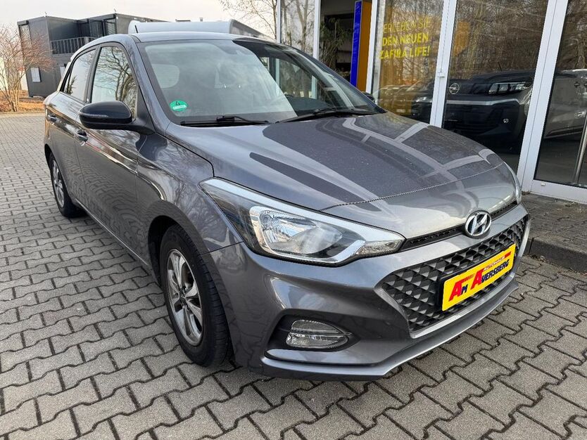 Hyundai i20 92.500 km 10.750 € Lichtenstein 09350