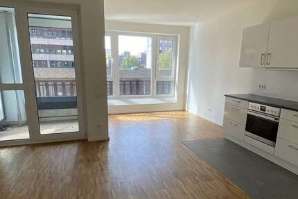 Wohnung zum Mieten in Hamburg 1.441,81 € 74.32 m² 2 zimmer