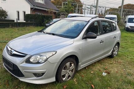 Hyundai i30 159.000 km 1.950 &euro; Nordhorn 48529