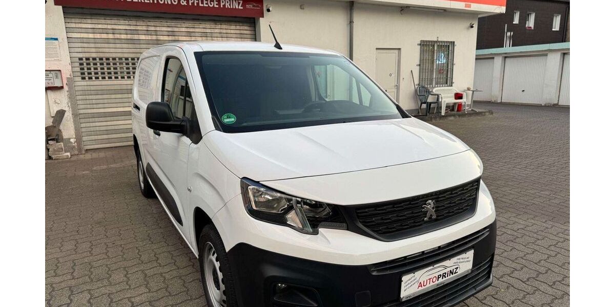 Peugeot Partner 113.094 km 8.990 &euro; Herne 44652