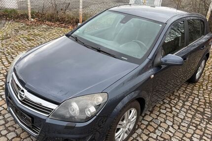Opel Astra 176.000 km 2.999 &euro; Mühlhausen /thüringen 99974
