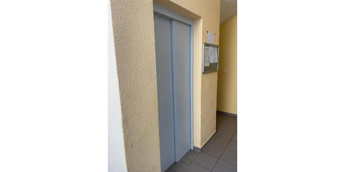 Etagenwohnung Fürth Altstadt - 4 Zimmer, 104 m&sup2;, 1.350&euro; | Angebot:25304942