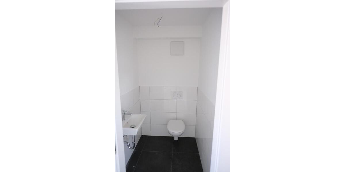 Reihenhaus Mönchengladbach West - 3 Zimmer, 130 m&sup2;, 1.700&euro; | Angebot:26429794