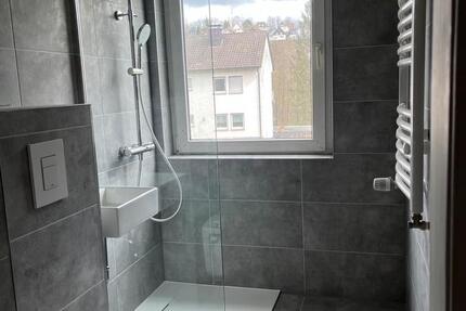 Renovierte 3 Zimmer Wohnung zentrumsnah