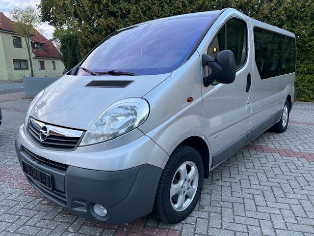 Opel Vivaro 83.000 km 13.900 € Hemmoor 21745