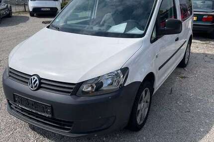 VW Caddy 91.833 km 7.490 &euro; Erlangen 91056