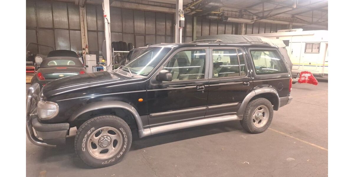 Ford Explorer 101.052 km 1.750 &euro; Karlsruhe 76137