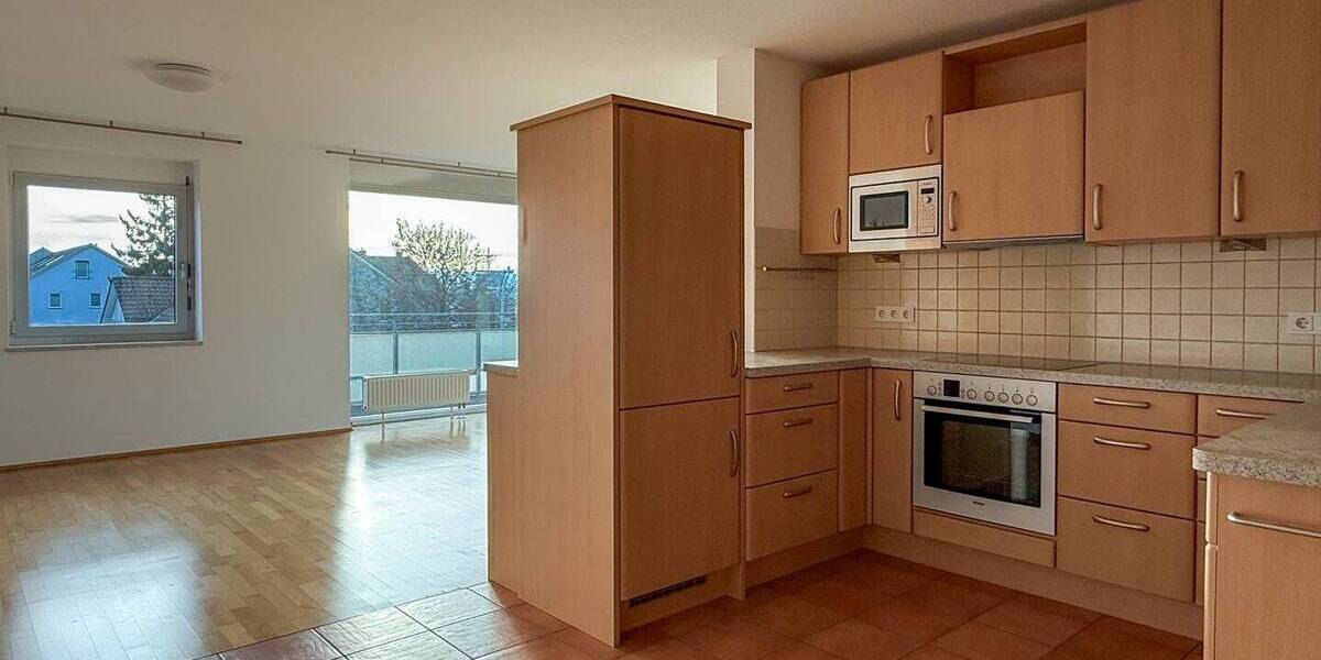 Sonnenverwöhnte 4-Zimmer-Mietwohnung mit drei Balkonen und Tiefgaragenstellplatz 4 zimmer