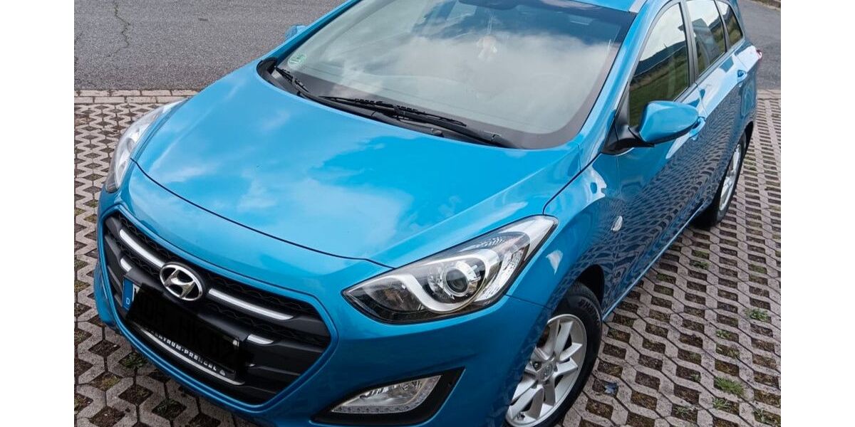 Hyundai i30 93.500 km 8.500 &euro; Kleinfurra 99735