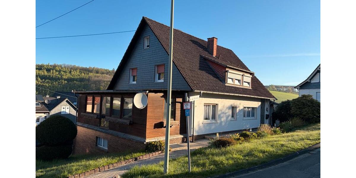 Einfamilienhaus Wilnsdorf - 220.000&euro; | Angebot:26329309