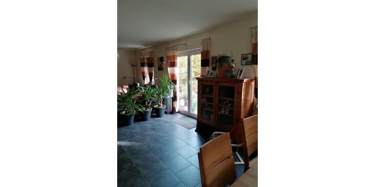 Einfamilienhaus Kirchen (Sieg) - 5 Zimmer, 140 m&sup2;, 1.400&euro; | Angebot:25023013