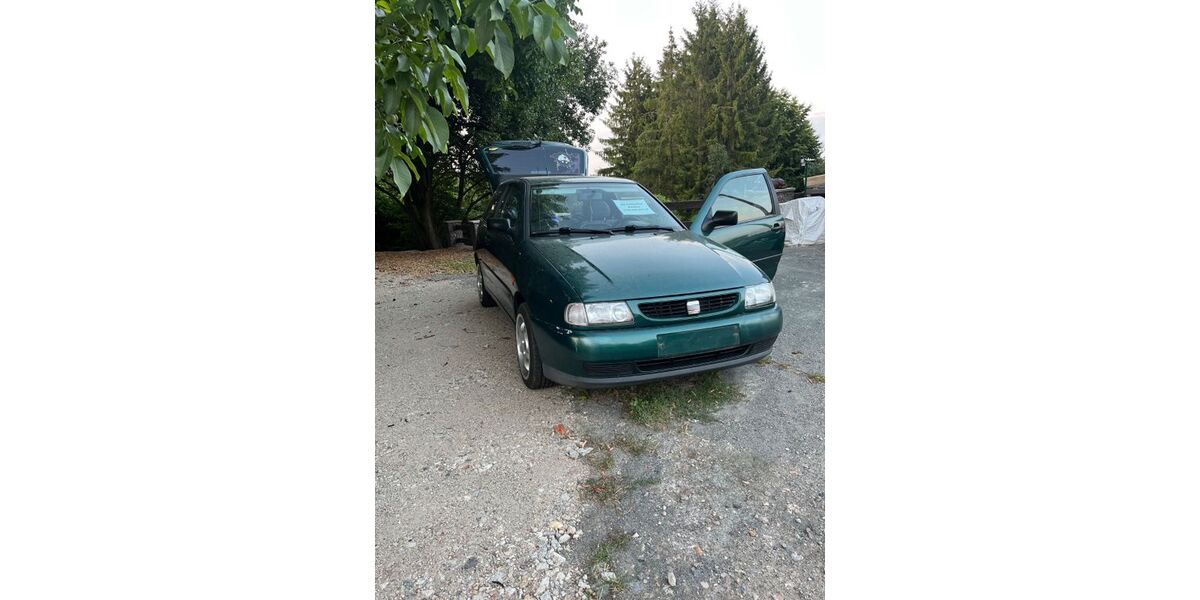 Seat Ibiza 180.000 km 850 &euro; Rabenau 01734