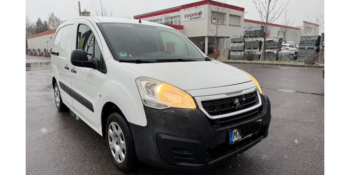 Peugeot Partner 200.000 km 3.777 € München 81243