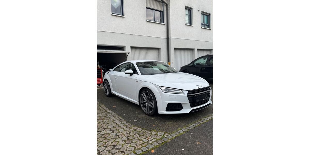Audi TT 128.000 km 21.000 &euro; Rielasingen 78239