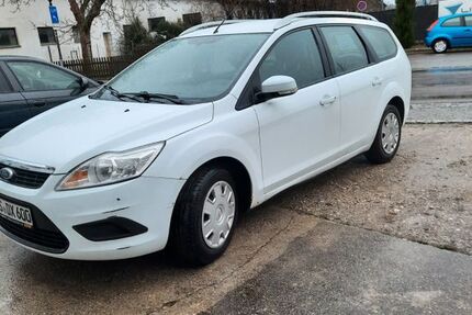 Ford Focus 188.500 km 1.900 &euro; Kirchdorf a.d.Amper 85414