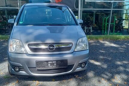 Opel Meriva 182.000 km 2.200 &euro; köln 51105