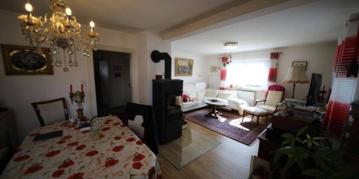 Mehrfamilienhaus, Wohnhaus Ebersbach-Musbach Ebersbach - 7 Zimmer, 200 m&sup2;, 515.000&euro; | Angebot:26228701