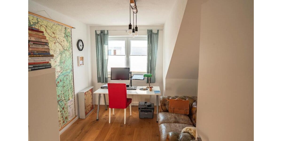 Dachgeschoßwohnung Blaustein - 3.5 Zimmer, 97 m&sup2;, 375.000&euro; | Angebot:27232991