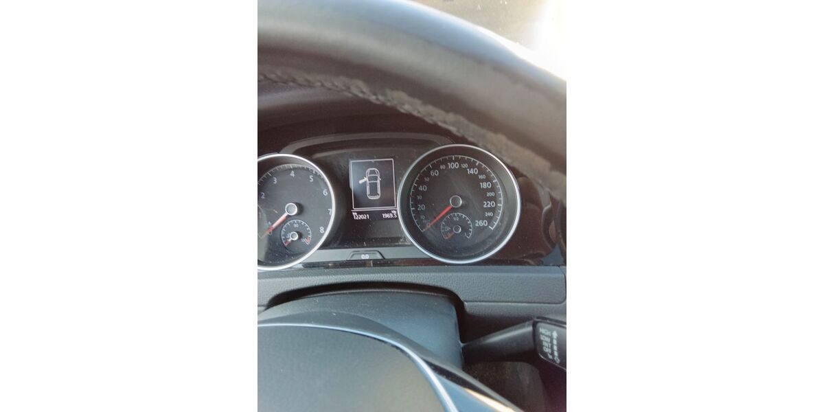 VW Golf 122.000 km 9.990 &euro; Bad Griesbach 94086