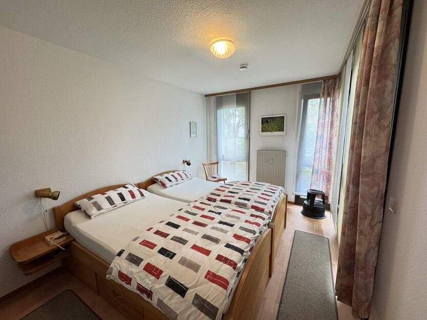 Charmante 2,5 Zimmer Wohnung mit zwei Terrassen und Tiefgaragenstellplatz 2 zimmer