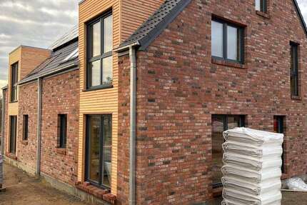 Haus Oeversee - 4 Zimmer, 129 m&sup2;, 375.000&euro; | Angebot:23832127