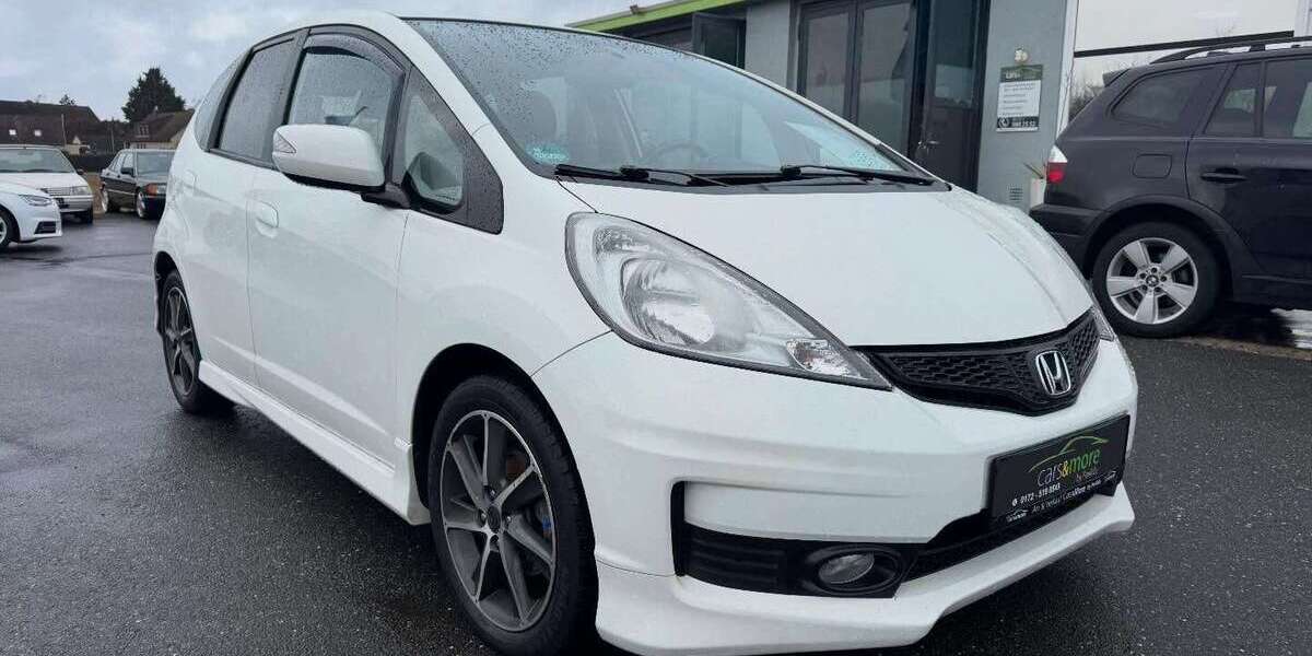 Honda Jazz 183.000 km 5.999 &euro; Garbsen 30827