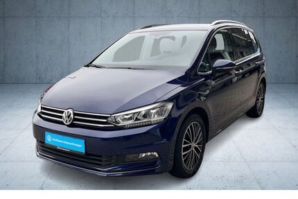VW Touran 95.900 km 17.970 € Regensburg 93053