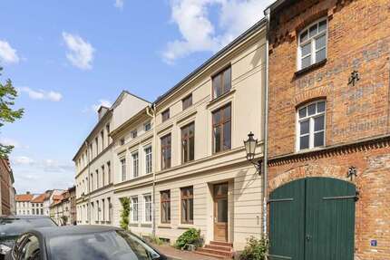 Haus Wismar Altstadt - 5 Zimmer, 182 m&sup2;, 395.000&euro; | Angebot:26805937