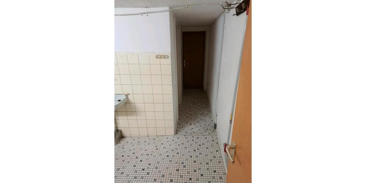 Einfamilienhaus Freudenberg - 6 Zimmer, 130 m&sup2;, 158.000&euro; | Angebot:26133240