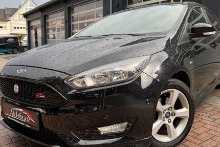 Ford Focus 102.000 km 8.490 € Floß 92685