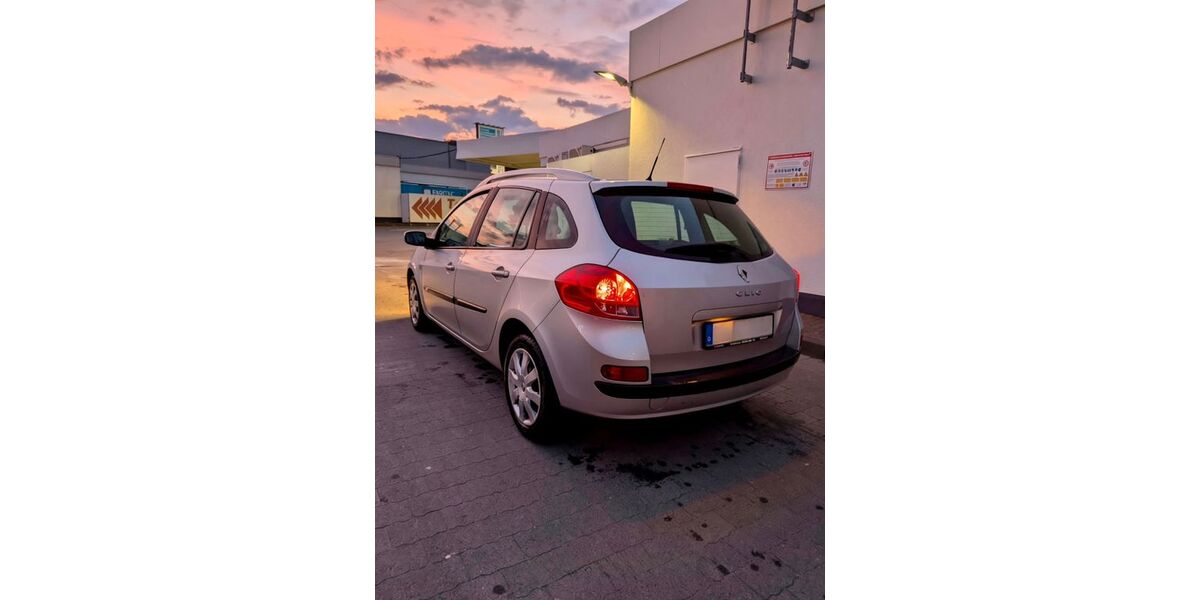 Renault Clio 141.000 km 2.000 &euro; Driedorf 35759