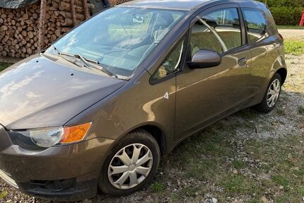 Mitsubishi Colt 140.000 km 600 &euro; Frauenau 94258
