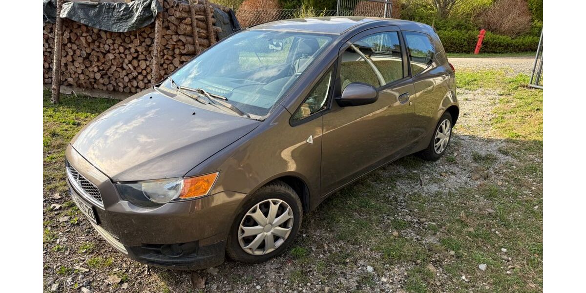 Mitsubishi Colt 140.000 km 600 &euro; Frauenau 94258