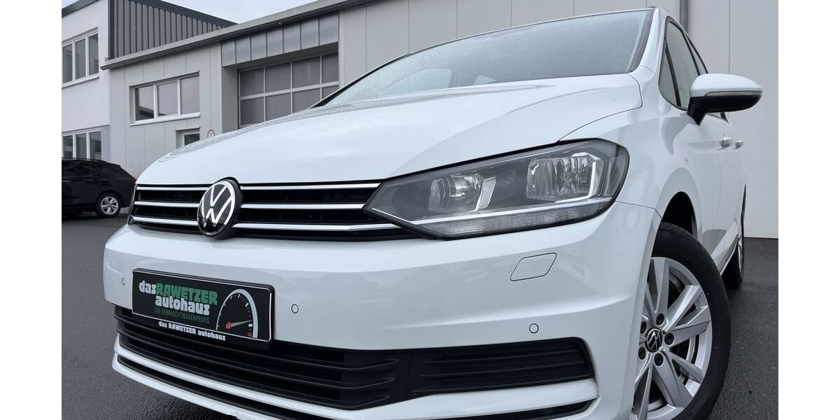 VW Touran 59.987 km 22.860 &euro; Marktredwitz 95615
