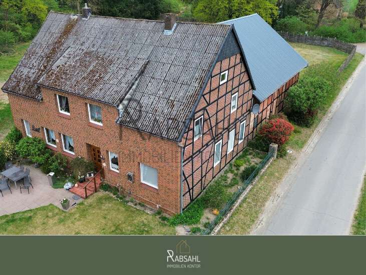 Einfamilienhaus Waddeweitz / Gohlau Gohlau - 9 Zimmer, 250 m&sup2;, 285.000&euro; | Angebot:26223974
