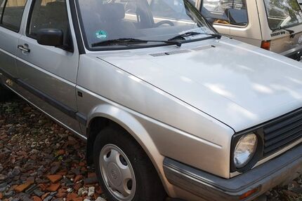 VW Golf 132.000 km 4.600 € Neresheim 73450