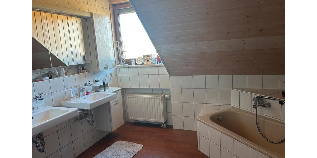 Doppelhaushälfte Kümmersbruck - 5 Zimmer, 135 m&sup2;, 420.000&euro; | Angebot:26997067