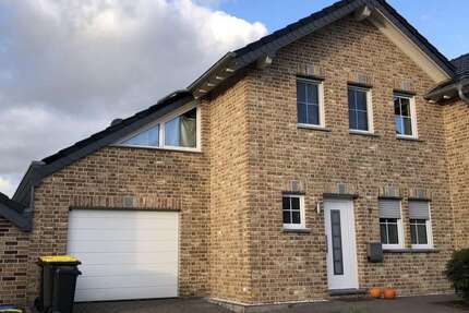 Haus zum Mieten in Erkelenz 1.400 € 120 m² 2 zimmer