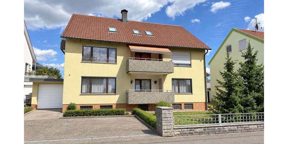 Einfamilienhaus Wolfschlugen - 12 Zimmer, 291 m&sup2;, 885.000&euro; | Angebot:27355011