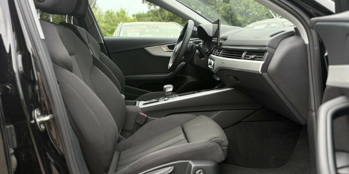 Audi A4 40 TDI quattro advanced MATRIX/NAVI/DAB/1HAND 143.535 km 22.900 &euro; Villingen-Schwenningen 78054